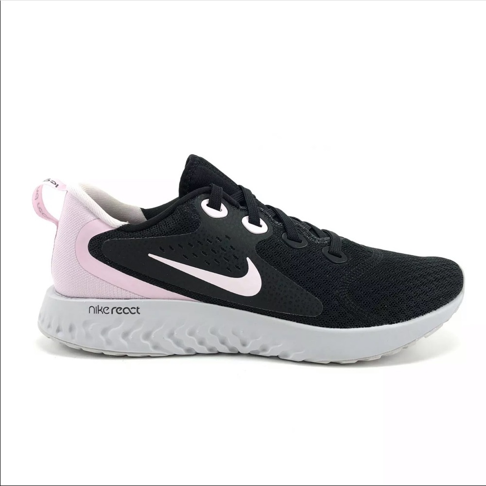 Women’s Nike Legend React Sneakers Black Pink 10